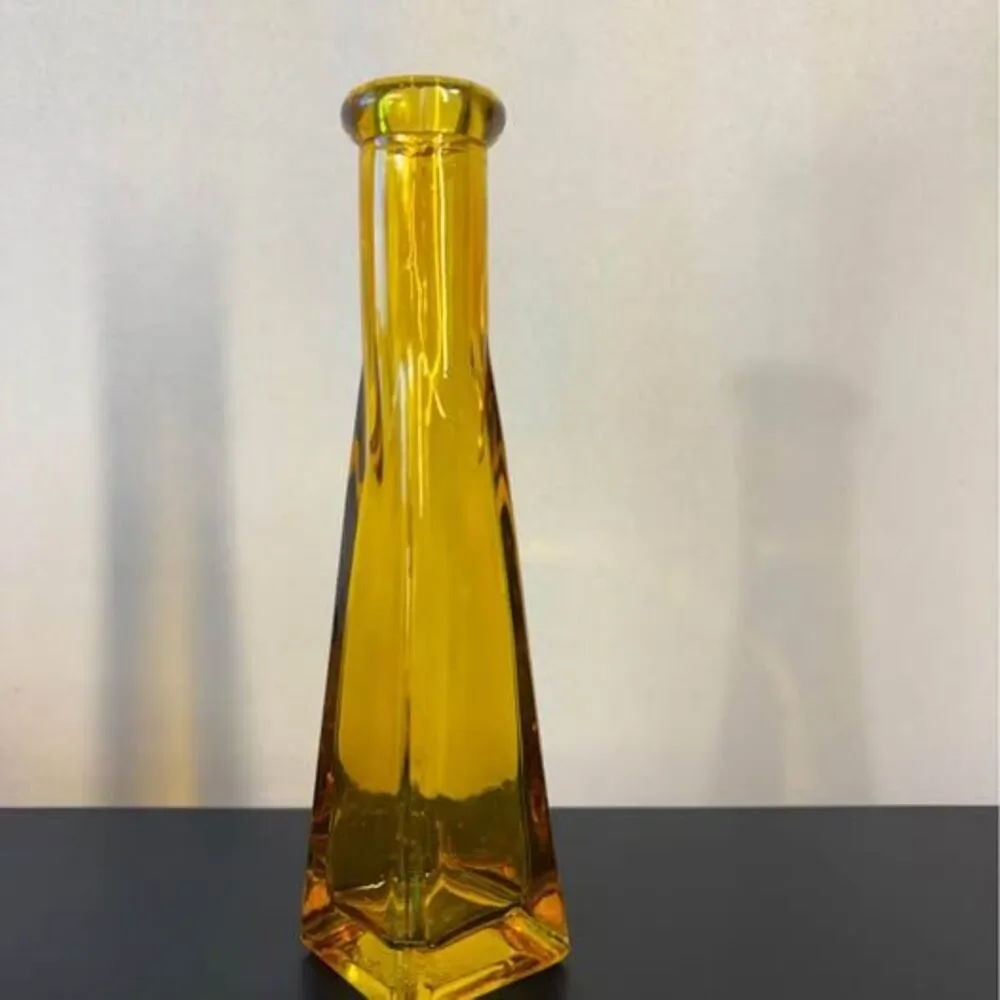 Amber glass bud vase